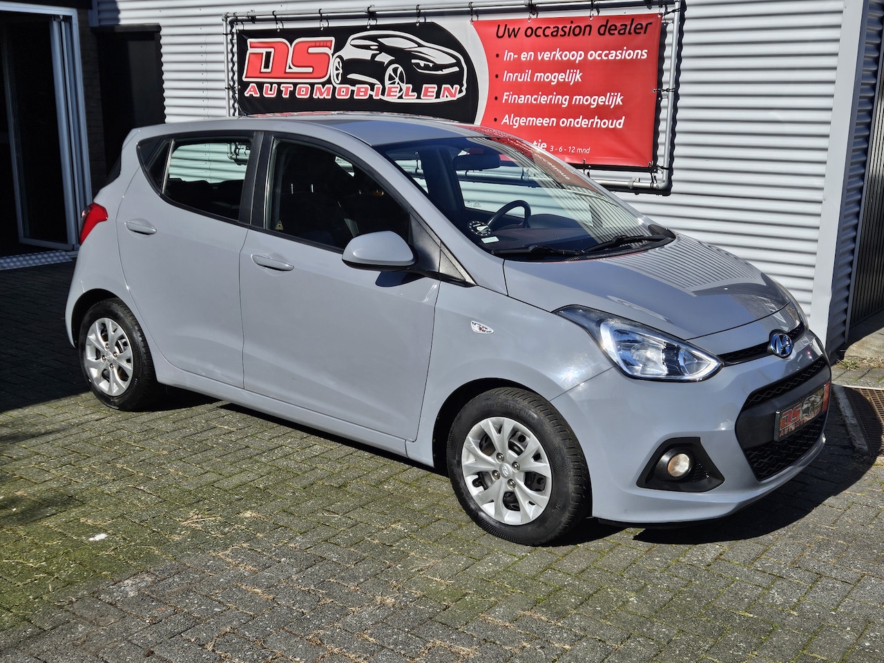 Hyundai i10 - 1.2i 1.2i - AutoWereld.nl