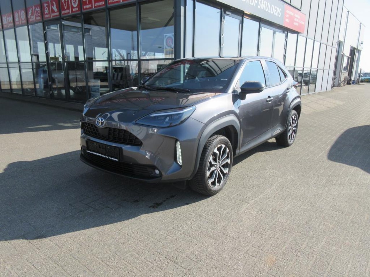 Toyota Yaris Cross - 1.5 VVT-I Dynamic 1.5 VVT-I Dynamic,4x4,verwarmbaar stuurwielen stoelen,cruise control,navi,camera,enz... - AutoWereld.nl