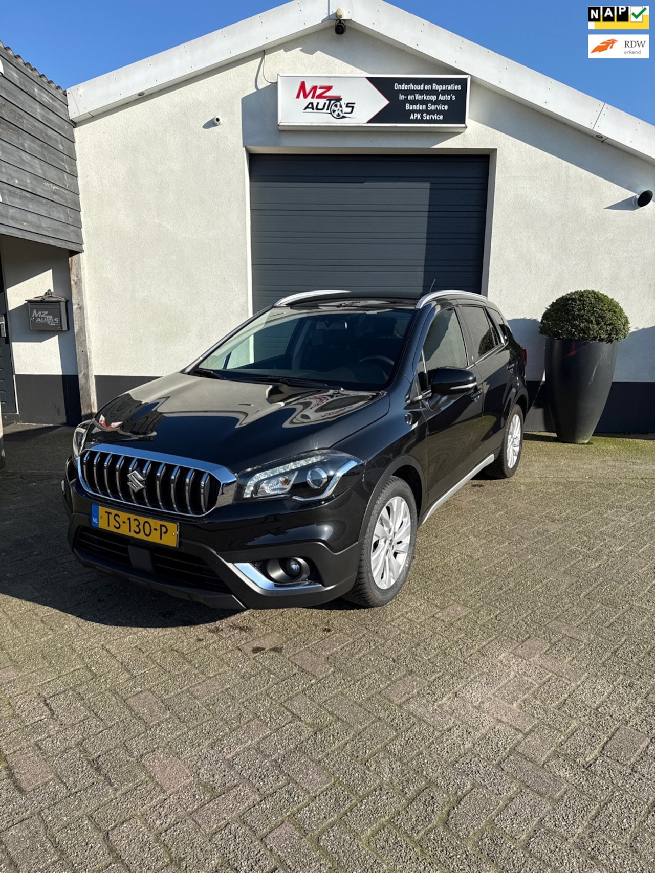 Suzuki S-Cross - 1.0 Boosterjet Exclusive 1.0 Boosterjet Exclusive - AutoWereld.nl