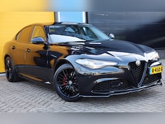 Alfa Romeo Giulia - 2.0T Sport / AUT / Navi / Ecc / Elek Pakket / Acc / Dode Hoek / Lane Assist / Half Leder /