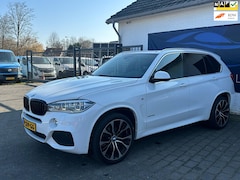 BMW X5 - XDrive35i High Executive / HEAD-UP DISPLAY / HARMAN-KARDON / KEYLESS / M-PAKKET / BOMVOL