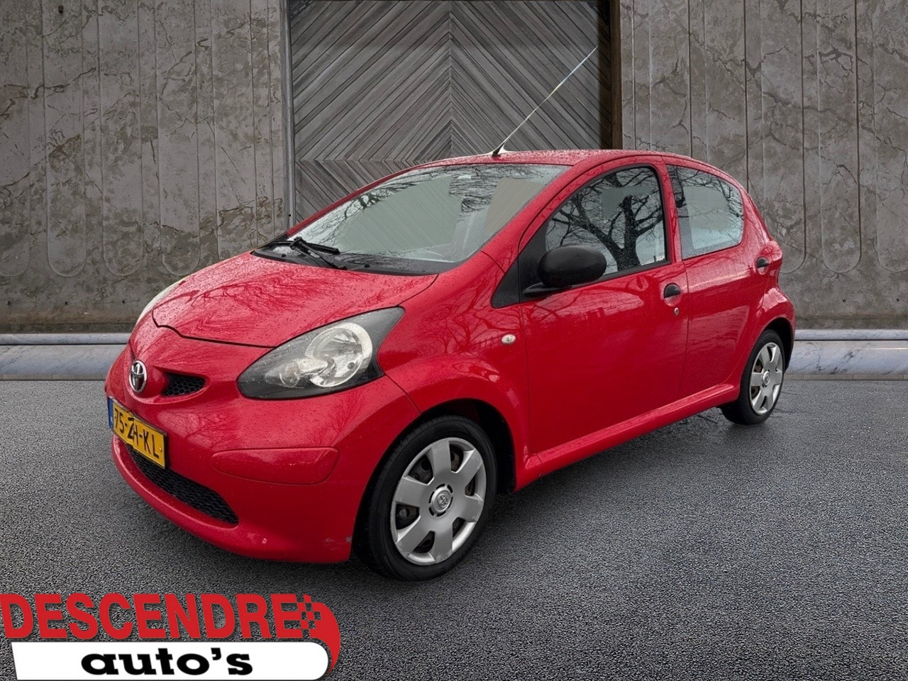 Toyota Aygo - 1.0-12V NIEUWE APK 5 drs - AutoWereld.nl