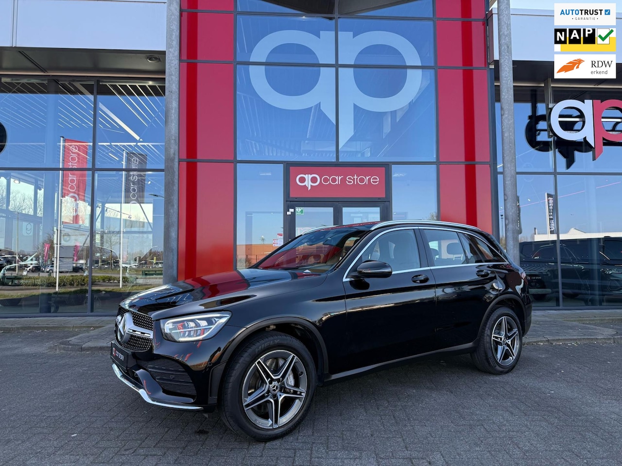 Mercedes-Benz GLC-klasse - 300e 4MATIC Business AMG Panorama - AutoWereld.nl