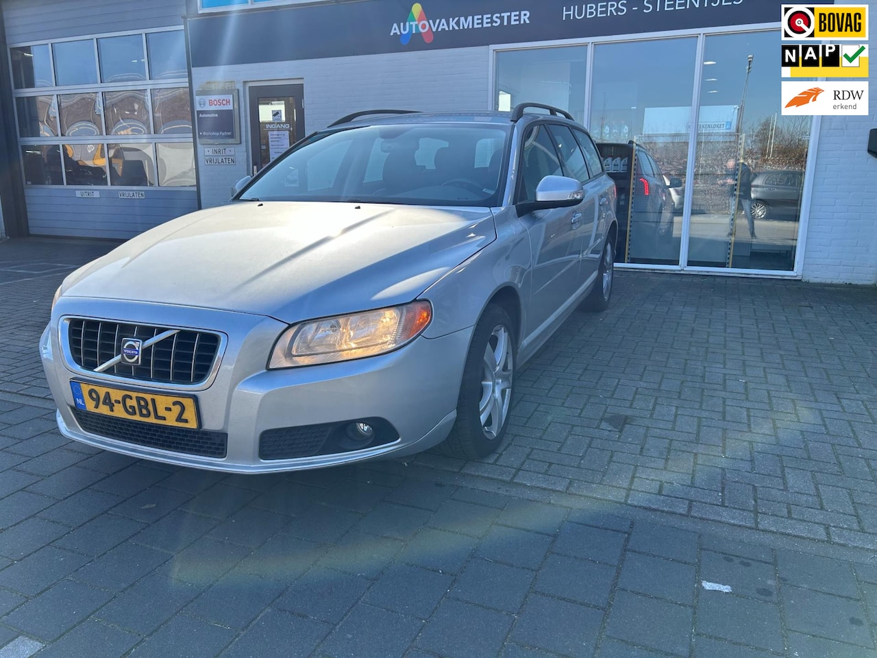 Volvo V70 - 2.5T Summum 2.5T Summum - AutoWereld.nl