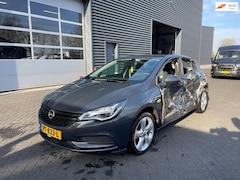 Opel Astra - 1.4 16V Hatchback 4Dr Benzine 1.399cc 74kW (101pk)