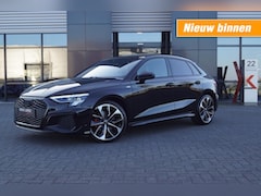 Audi A3 Sportback - 35 TFSI S-Line / Panodak /Dynamic pakket/Led/19LM/ACC