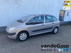 Citroën Xsara Picasso - 1.8i-16V Différence 2, '04, 168000 km, climate en cruise controle, jaar apk