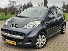 Peugeot 107 - 1.0 68pk Airco Centrale vergrendeling Elek. Ramen