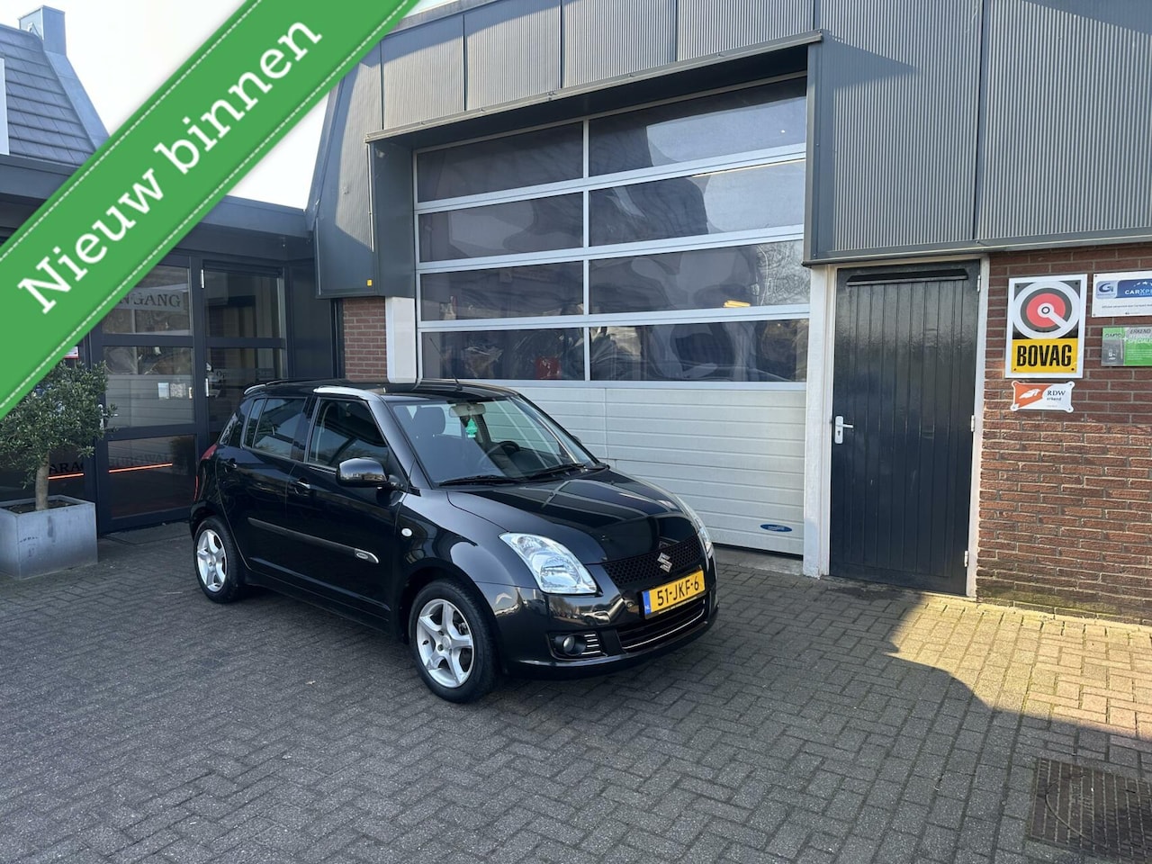 Suzuki Swift - 1.3 5 DRS Comfort TH/AIRCO *INCL. 3 MND GARANTIE EN BEURT* - AutoWereld.nl