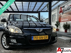 Hyundai i30 - 1.6i Nieuwe APK