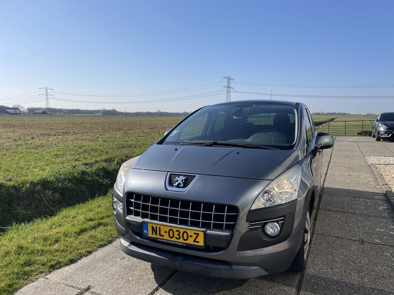 Peugeot 3008 - 1.6 Blue Lease Executive, Panoramadak, trekhaak, extra set velgen, STOELVERWARMING - AutoWereld.nl