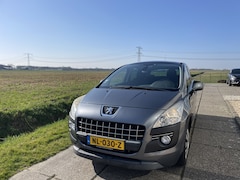 Peugeot 3008 - 1.6 Blue Lease Executive, Panoramadak, trekhaak, extra set velgen, STOELVERWARMING