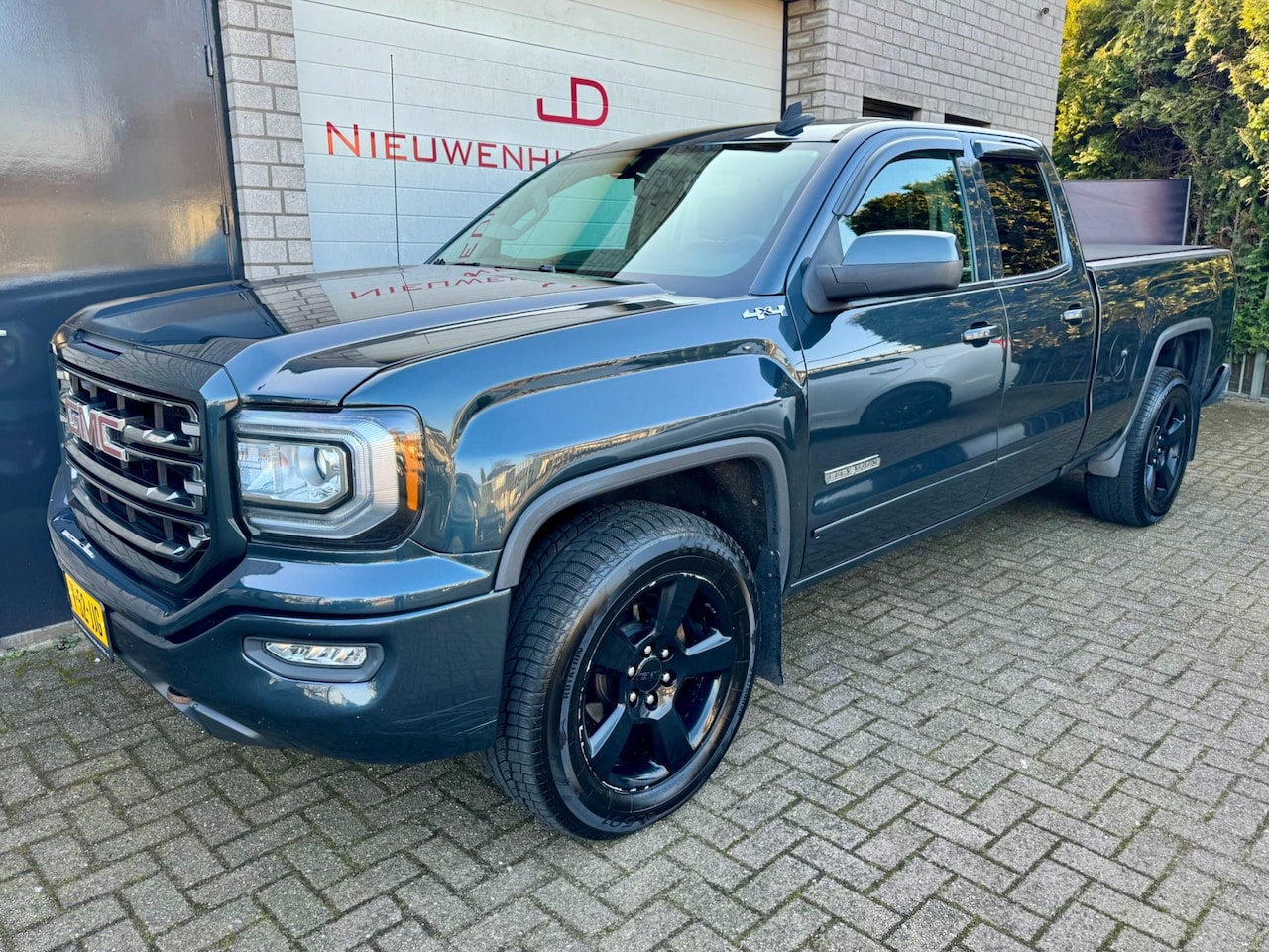 GMC Sierra 1500 - 4.3 V6, 130.791km, leder, Navi, xenon, 20 inch! - AutoWereld.nl