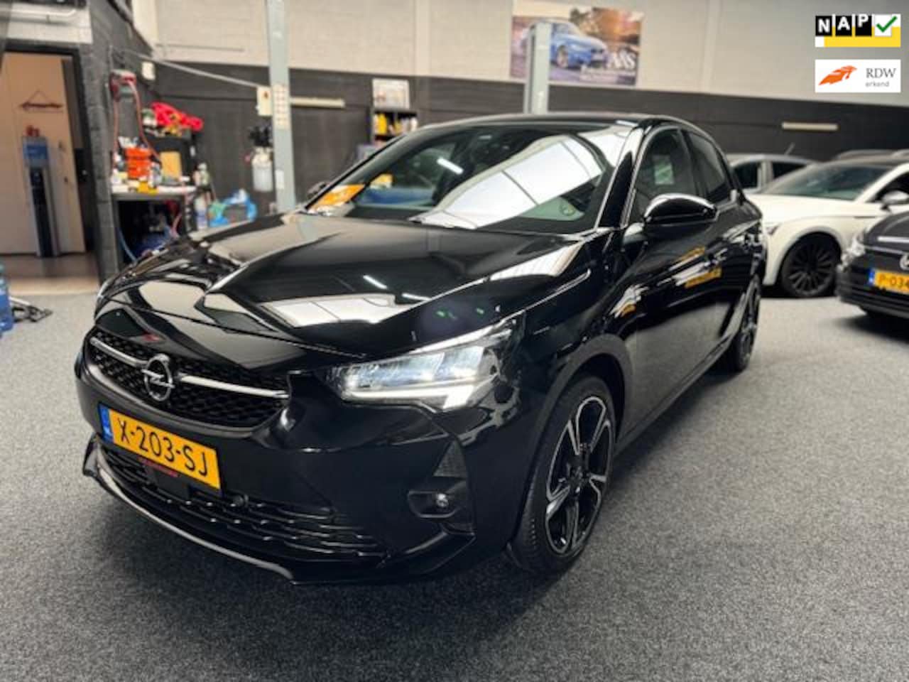 Opel Corsa - 1.2 GS Line 1.2 GS Line - AutoWereld.nl