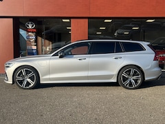 Volvo V60 - 2.0 T6 Recharge AWD R-Design | 19'' | Styling Pack | Pano