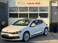 Volkswagen Scirocco - 2.0 TSI Highline l Automaat l Pano l 18'' LM velgen l Volledig VW dealer onderhouden l