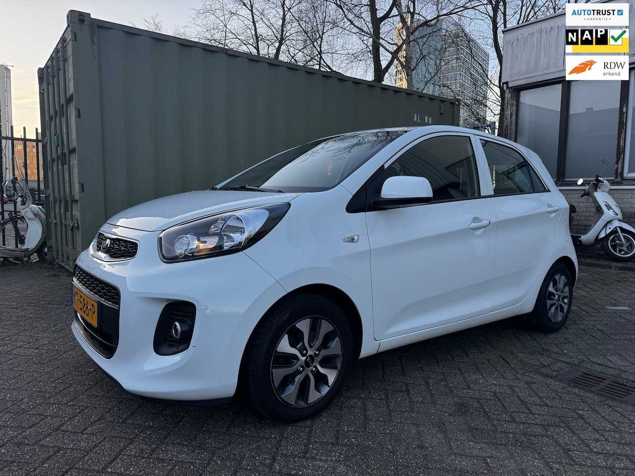 Kia Picanto - 1.0PlusLine!NW Banden!Camera!Airco!Full GARANTIE - AutoWereld.nl