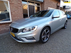 Volvo V60 - 2.4 D6 Twin Engine R-Design