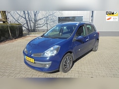 Renault Clio Estate - 1.6-16V Corporate Sport automaat