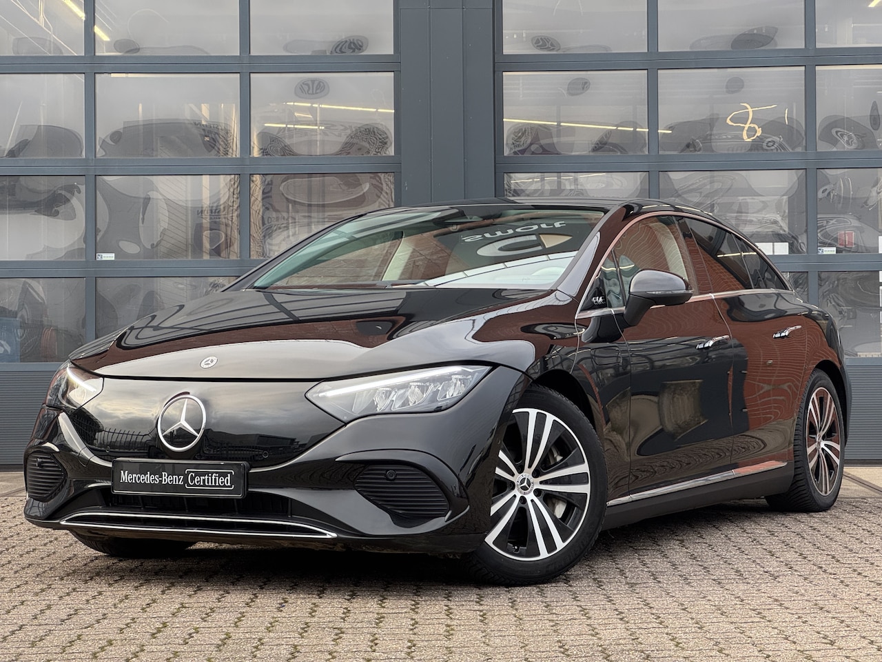 Mercedes-Benz EQE - 300 Luxury Line 89 kWh | Burmester | Memorypakket | Apple Carplay | - AutoWereld.nl