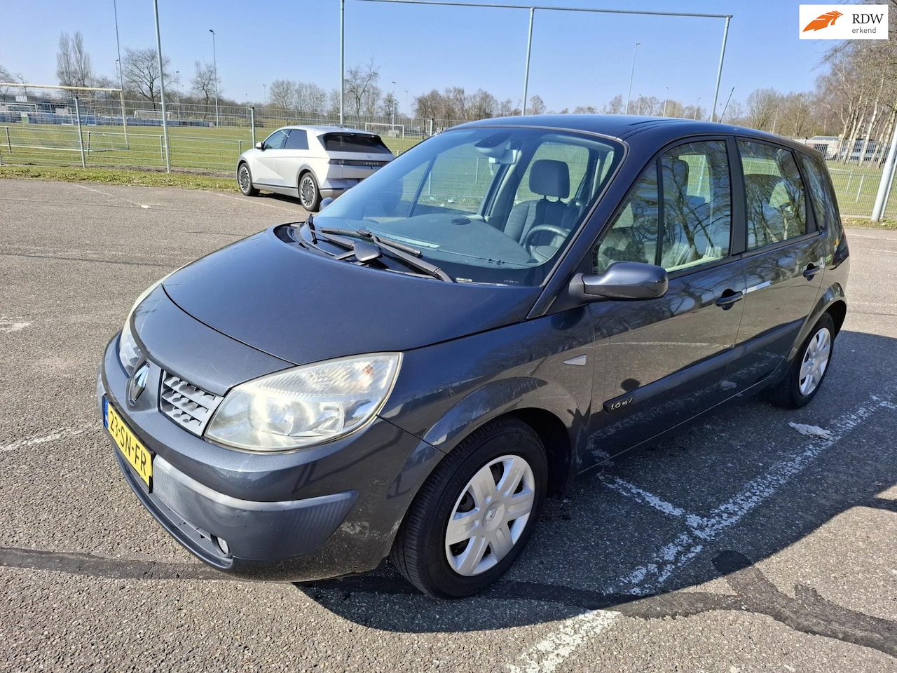 Renault Scénic - 1.6-16V Expression Comfort 81000 km 2 de eigenaar - AutoWereld.nl