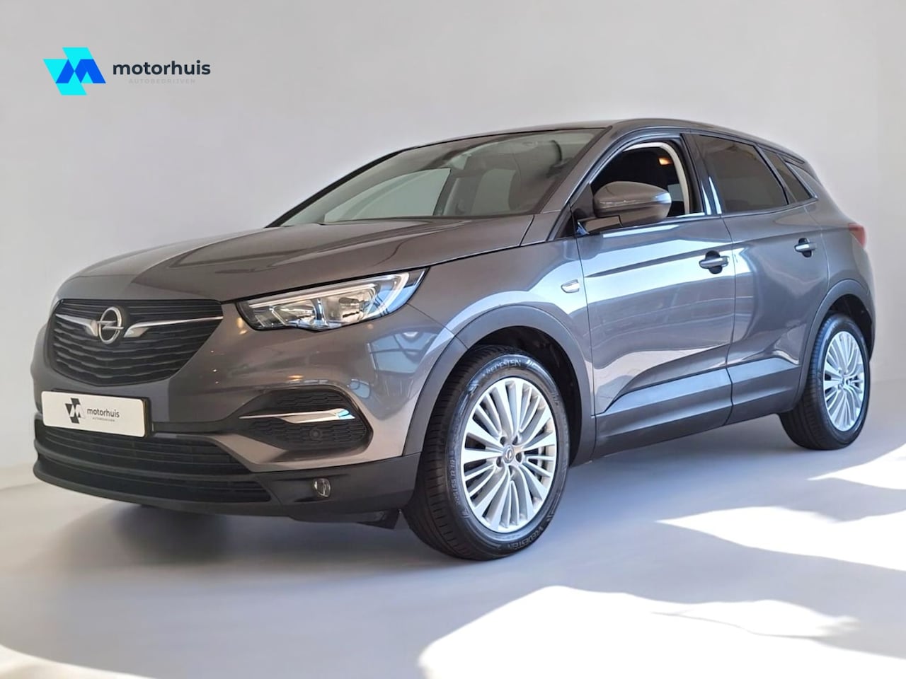 Opel Grandland X - 1.2 Turbo 130pk S&amp;S Online Edition PANO NAVI LMV TREKHAAK - AutoWereld.nl