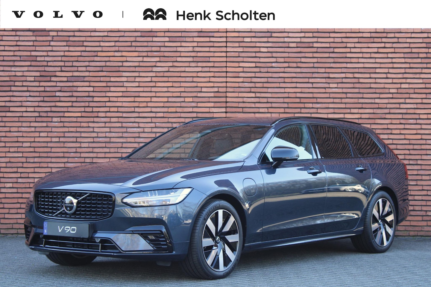 Volvo V90 - T6 AWD Plus Dark | 360 graden camera | Adaptieve Cruise Control met pilot Assist | Elektri - AutoWereld.nl