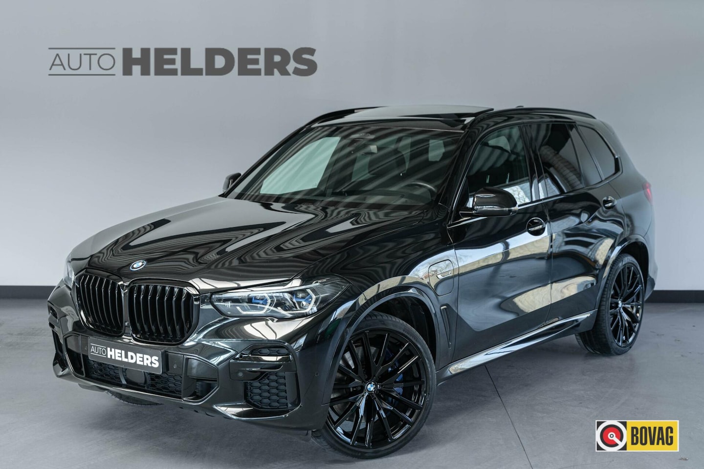 BMW X5 - xDrive45e High Executive M Pano Laser 360° HuD 22' - AutoWereld.nl