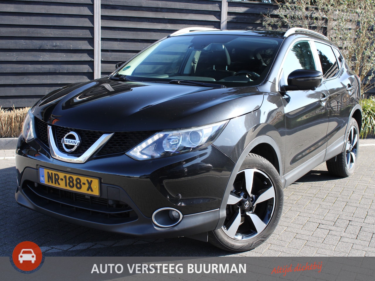 Nissan Qashqai - 1.2 115PK N-Connecta CVT Automaat Navigatie, Rondomzicht Camera, DAB, Panoramadak, Parkeer - AutoWereld.nl