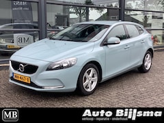 Volvo V40 - 1.5 T2 Nordic automaat, zeer net, cruise control, dealer onderhouden, trekhaak