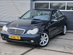 Mercedes-Benz C-klasse - 180 K. Avantgarde Airco cruise controle elek.r