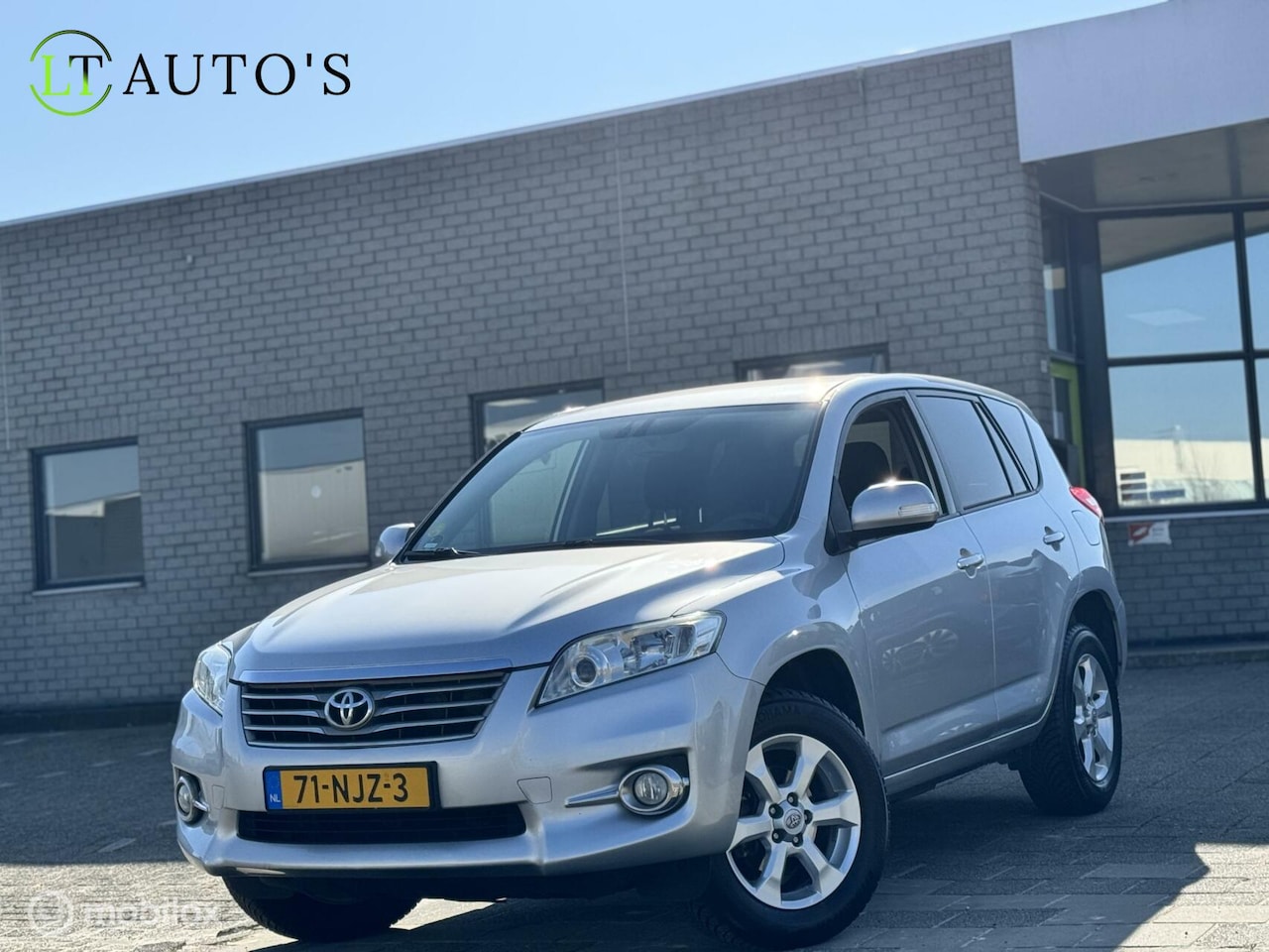 Toyota RAV4 - 2.2 D-4D Dynamic 2WD|Navi Clima Cruise APK NAP - AutoWereld.nl