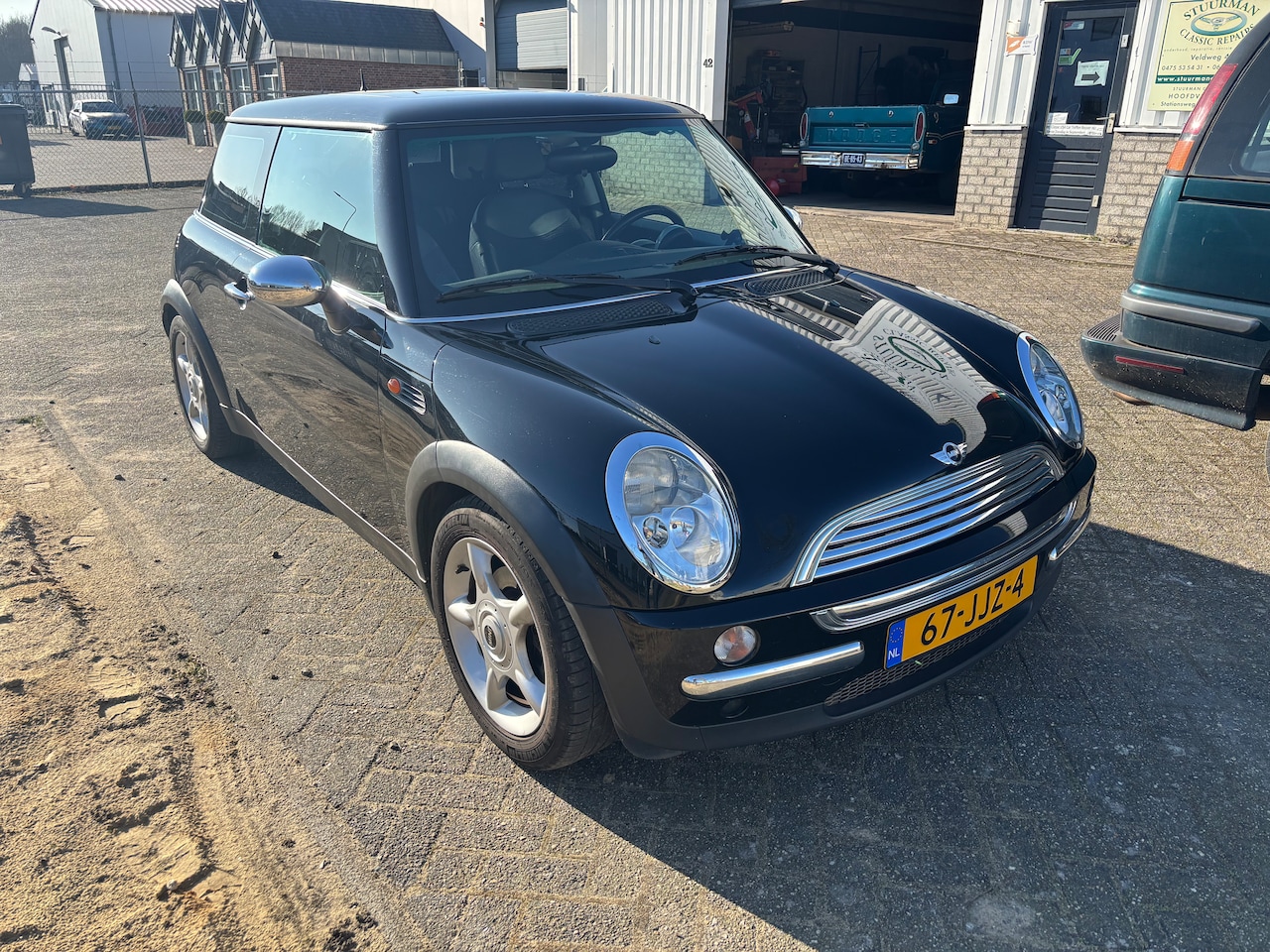 MINI Mini - 1.6 Cooper Panorama e.d. 2e eigenaar - AutoWereld.nl