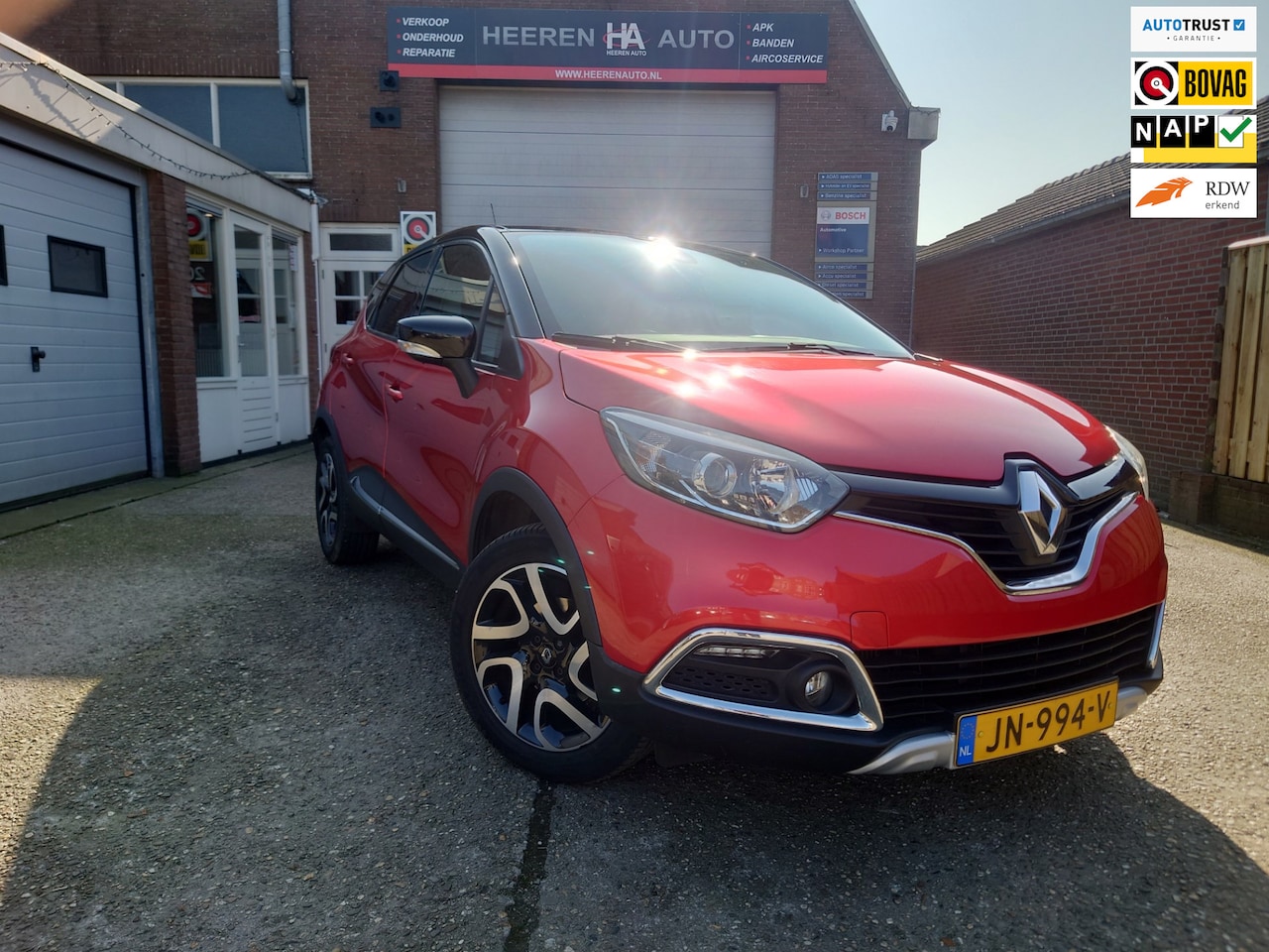 Renault Captur - 1.2 TCe Xmod 1.2 TCe Xmod, Automaat, Stoelverwarming, Navigatie, Eerste eigenaar - AutoWereld.nl