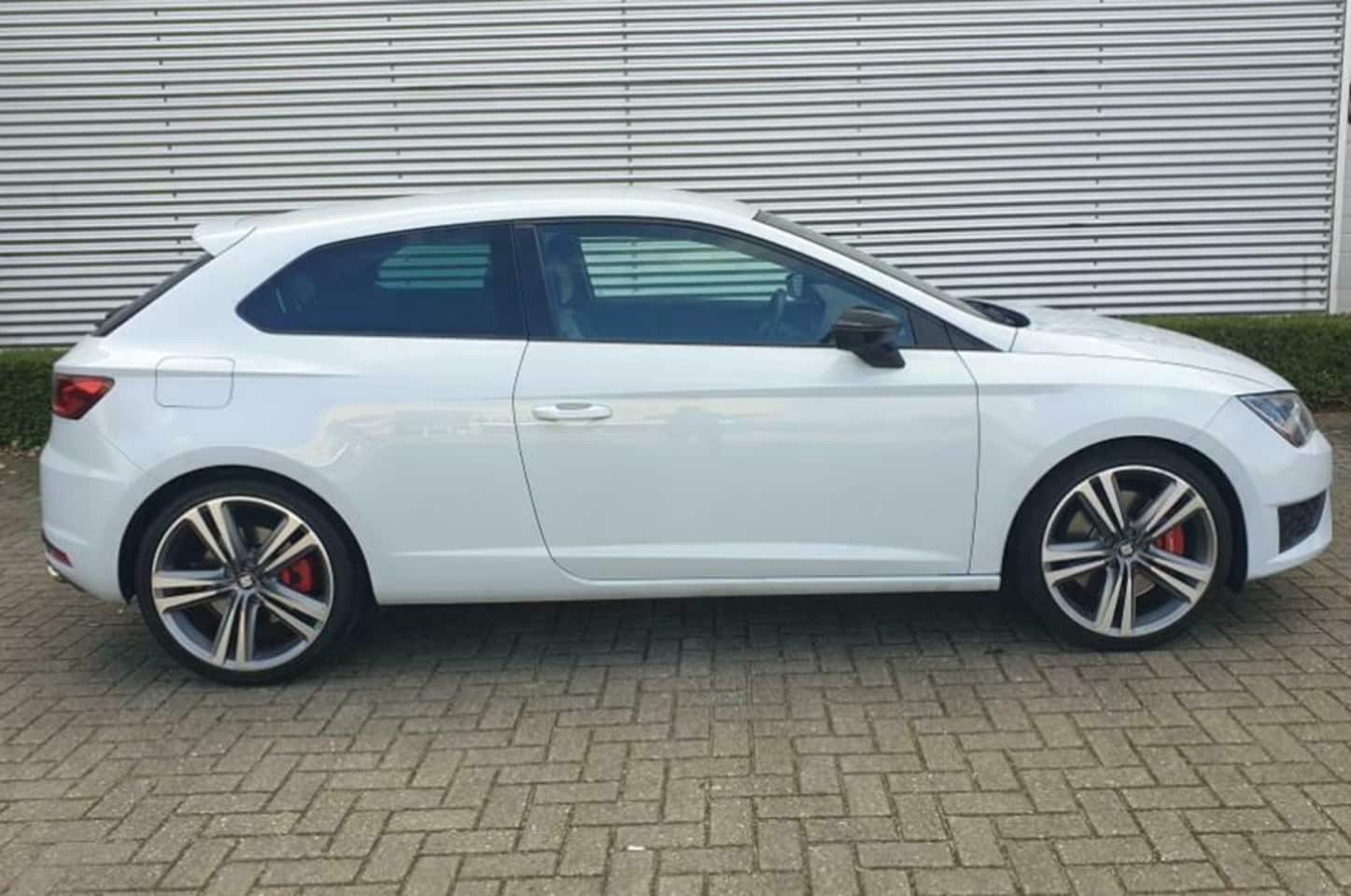 Seat Leon SC - 2.0 TSI Cupra 280 SC - DSG - LED - F1 - AutoWereld.nl