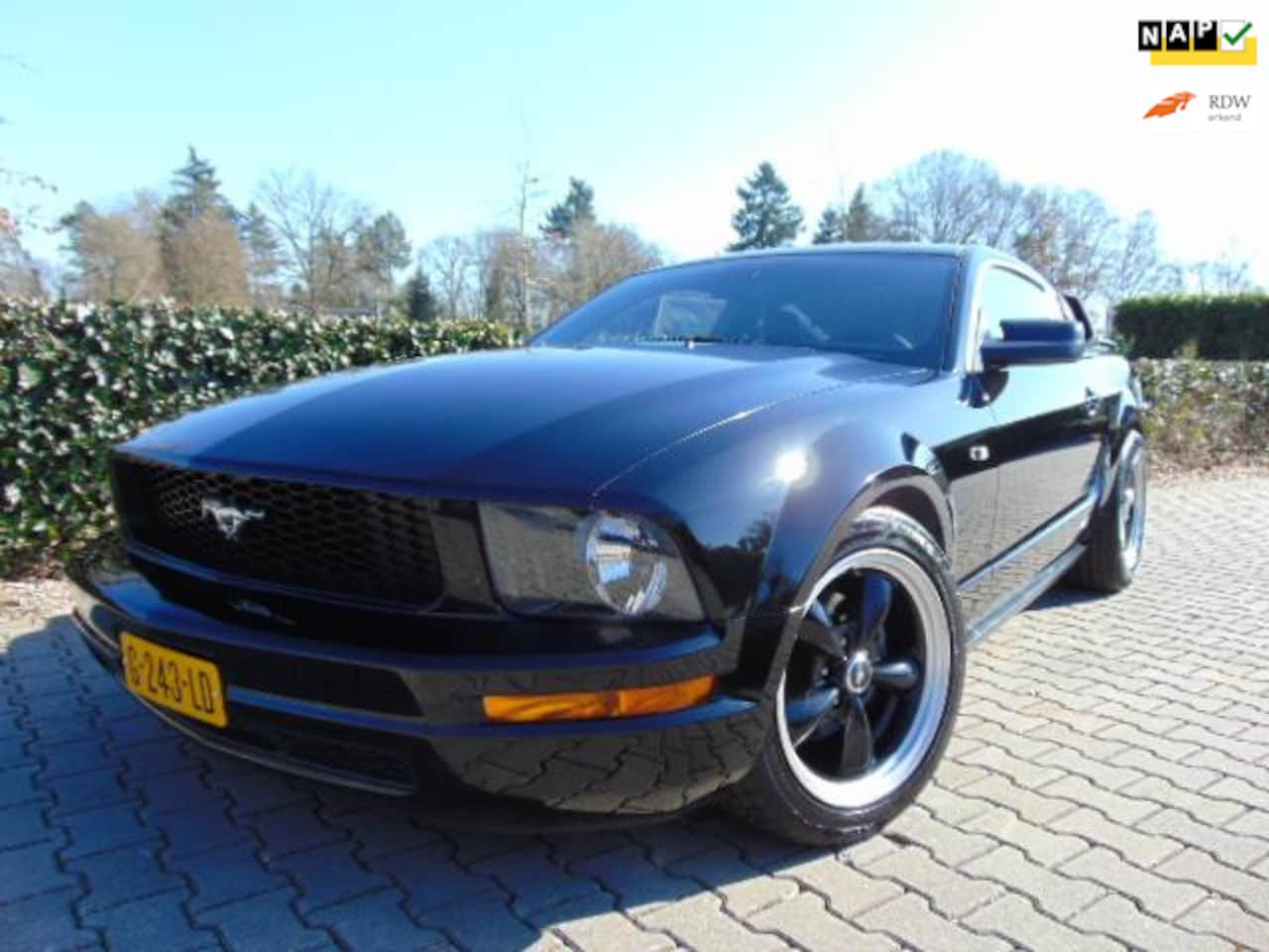 Ford Mustang - GT Automaat , Airco / Cruise / Leder / Elec.Pakket / 17" Lm Velgen. - AutoWereld.nl