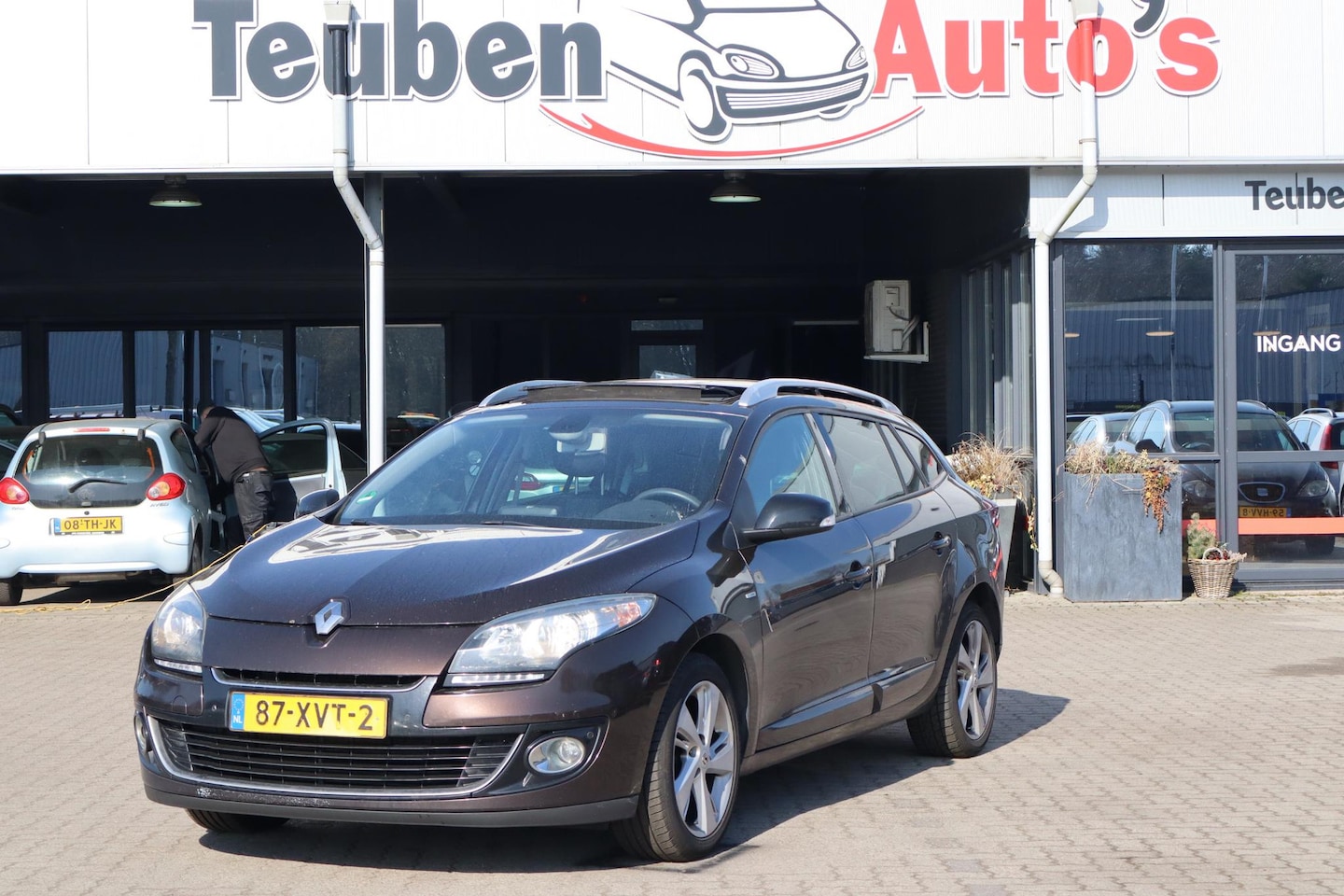 Renault Mégane Estate - 1.5 dCi Bose Navigatie, Camera, Cruise control, Schuif- kanteldak - AutoWereld.nl