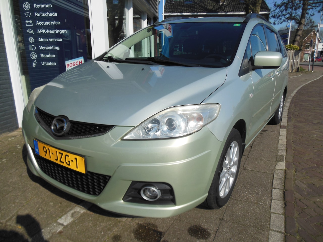 Mazda 5 - 2.0 TS Plus apk tot 21/02/2026 - AutoWereld.nl