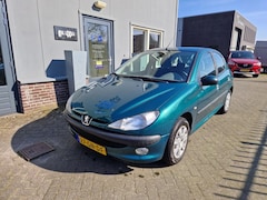 Peugeot 206 - 1.4 Gentry | Airco | Trekhaak