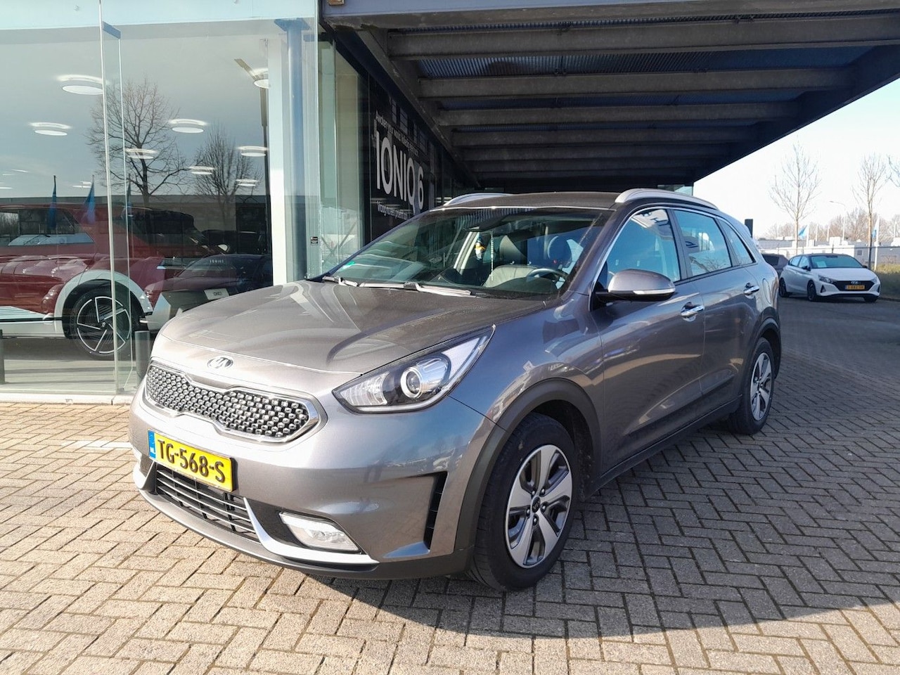 Kia Niro - 1.6 GDi Hybrid 141pk DCT6 DynamicLine - AutoWereld.nl