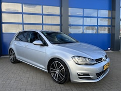 Volkswagen Golf - 1.4 TSI 103kW Automaat/ Navigatie/ ACT/ Highline