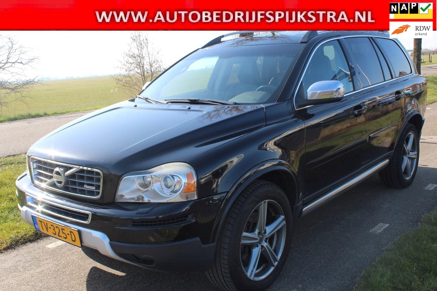 Volvo XC90 - 2.4 D5 R-Design // 7-PERS / WEINIG KM // - AutoWereld.nl