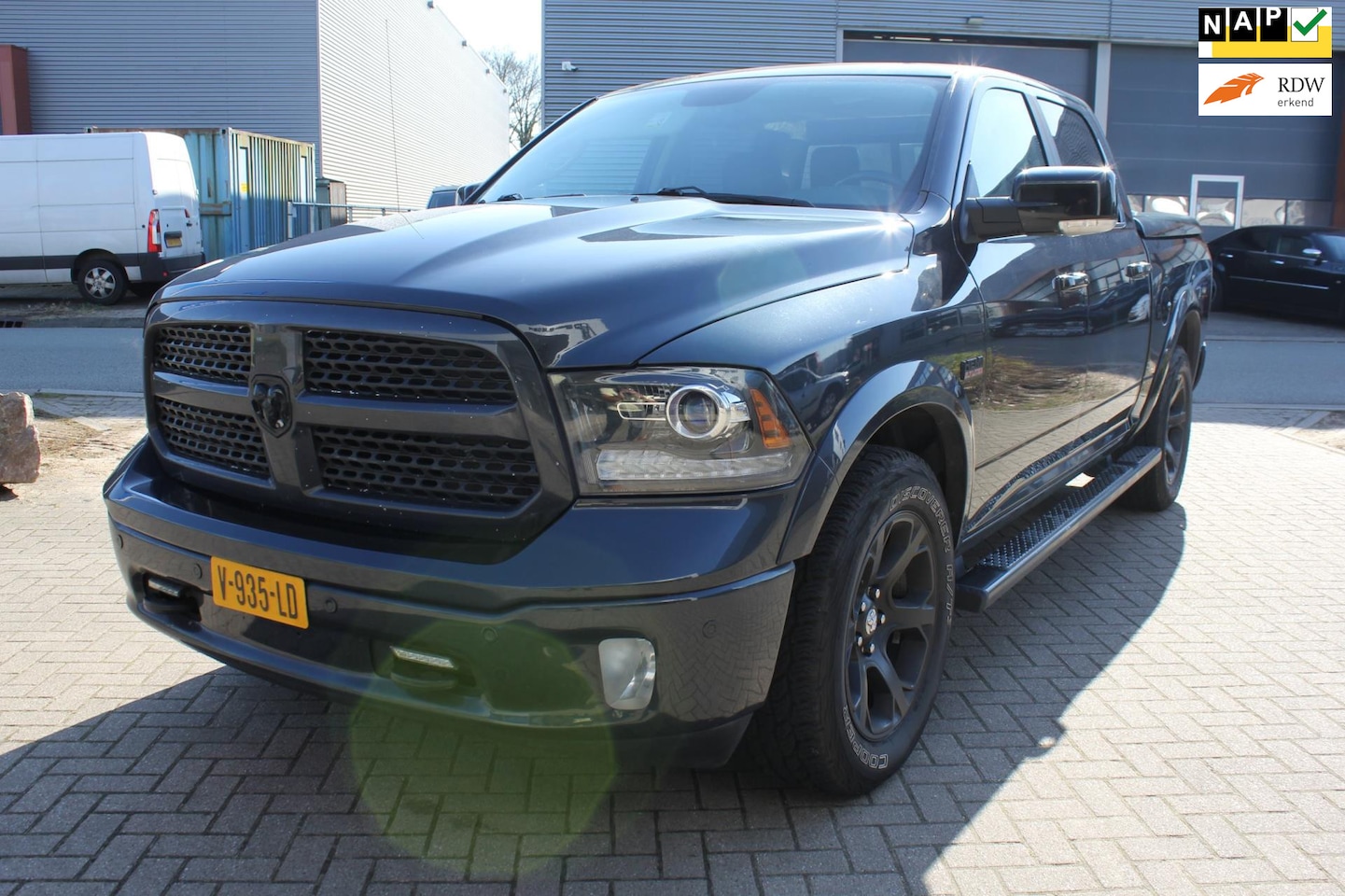 Dodge Ram 1500 - Larami 5.7 V8 4x4 Crew Cab LPG 200 liter - AutoWereld.nl