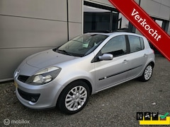 Renault Clio - 1.4-16V Business Line Panorama/Halfleer/Distri VV