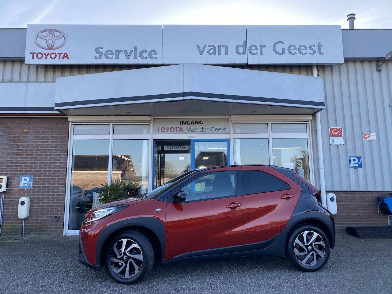 Toyota Aygo X - 1.0 VVT-i S-CVT envy 1.0 VVT-i S-CVT Envy - AutoWereld.nl