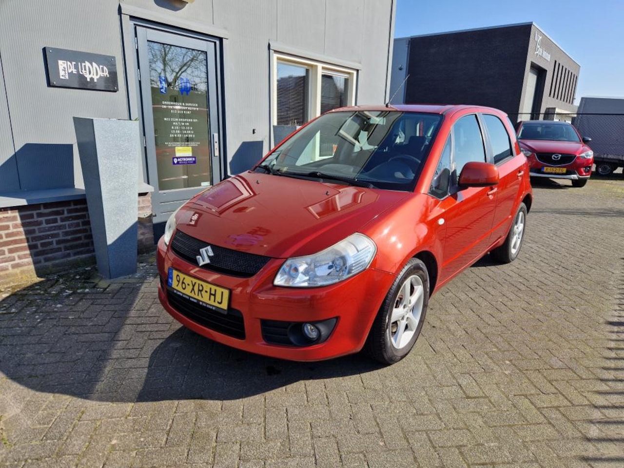 Suzuki SX4 - 1.6 Exclusive | Automaat | Airco | Keyless | Trekhaak - AutoWereld.nl