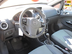 Opel Corsa - 1.2-16V Cosmo