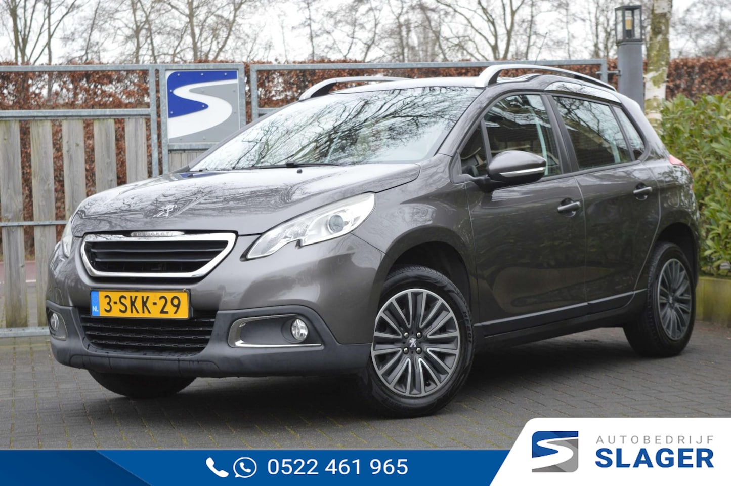 Peugeot 2008 - 1.2 VTi Active Pack Premium | Navi | Trekhaak - AutoWereld.nl