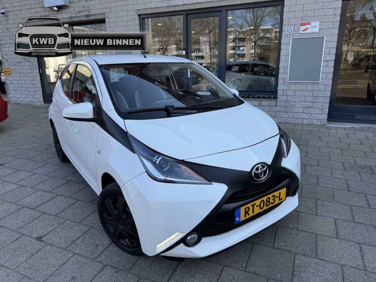 Toyota Aygo - 1.0 VVT-i x-play Camera led Nap Beurt - AutoWereld.nl