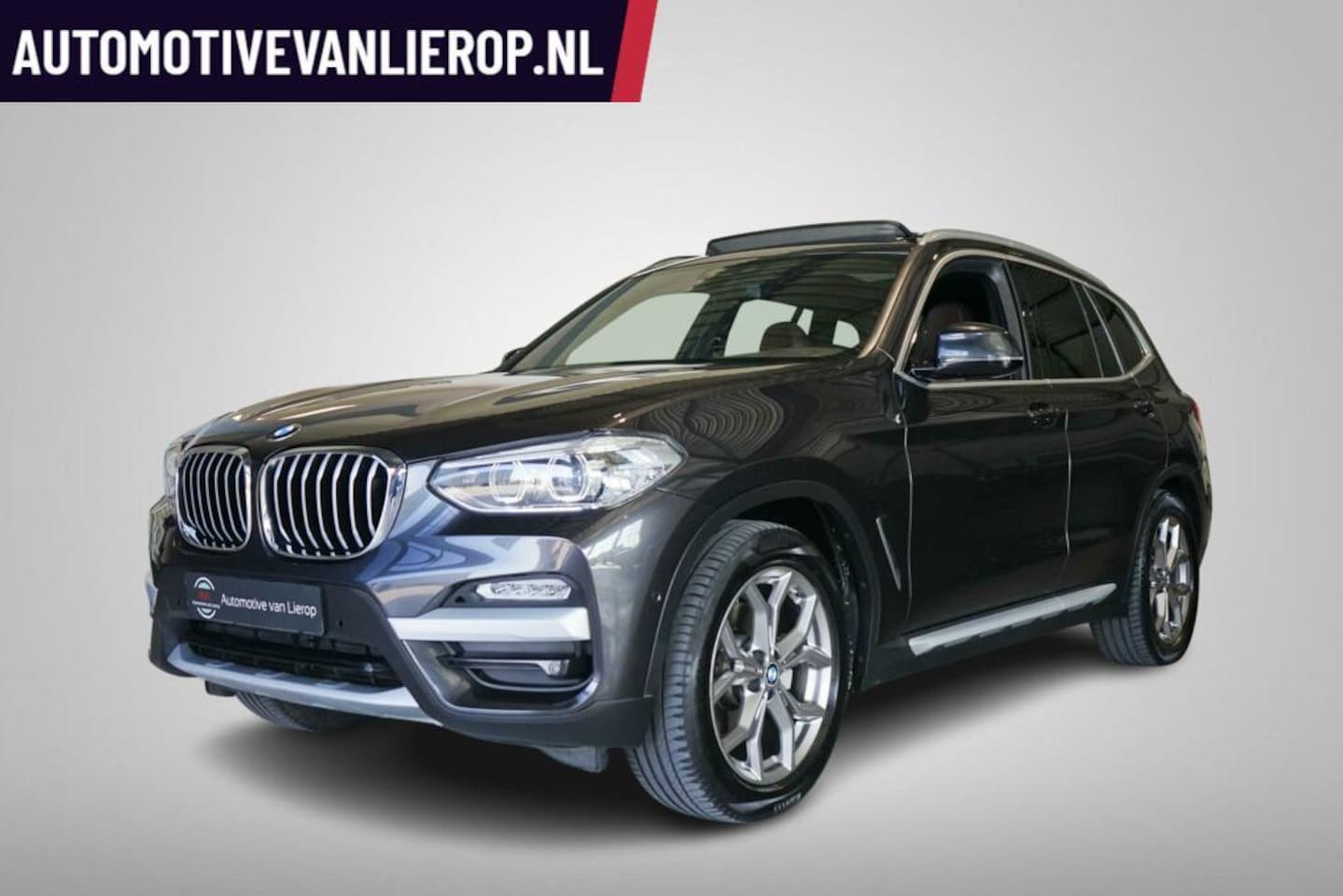 BMW X3 - XDrive20i xLine PANO | TREKHAAK | COMFORTSTOELEN - AutoWereld.nl